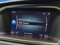 USED 2017 67 VOLVO V40 1.5 T3 R-Design Pro Hatchback 5dr Petrol Auto Euro 6 (s/s) (152 ps) 