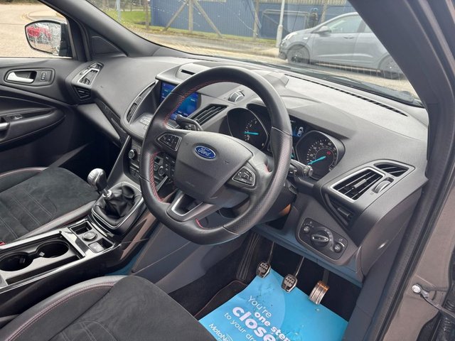2019 FORD KUGA - Photo 2