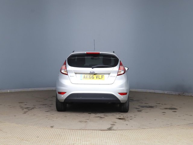 2016 FORD FIESTA - Photo 7