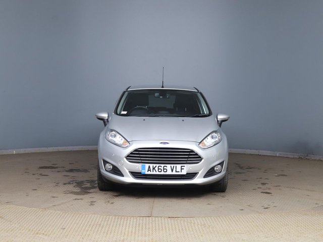 2016 FORD FIESTA - Photo 11