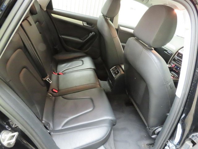 2015 AUDI A4 AVANT - Photo 9