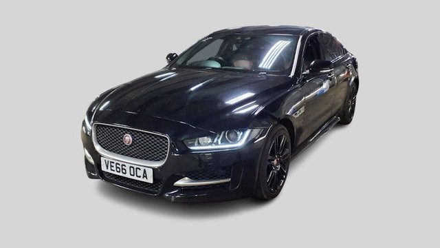 2016 JAGUAR XE - Photo 3