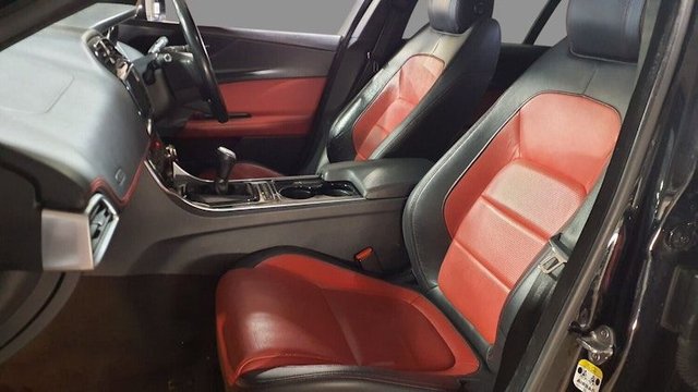 2016 JAGUAR XE - Photo 2