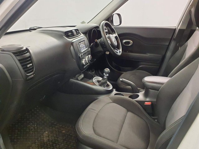 2018 KIA SOUL - Photo 9