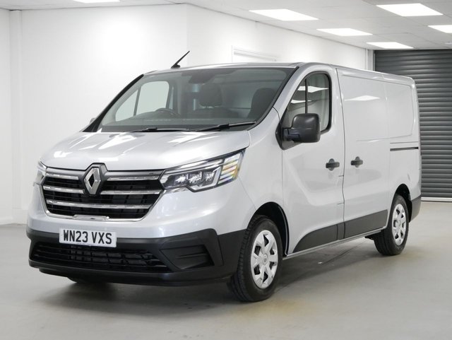View our Renault Trafic SL28 2.0 BLUEDCI 130 BHP SWB BUSINESS PLUS +