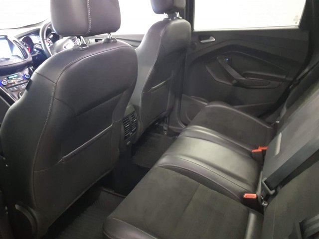 2017 FORD KUGA - Photo 9