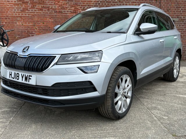 View our Skoda Karoq 2.0 TDI SE L SUV 5dr Diesel DSG 4WD Euro 6 (s/s) (150 ps)