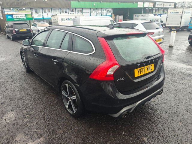 2017 VOLVO V60 - Photo 11