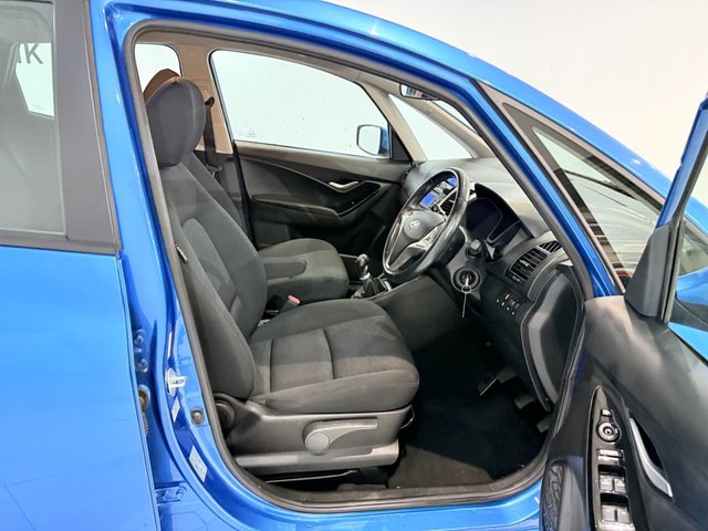 2017 HYUNDAI IX20 - Photo 10