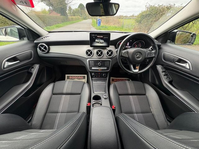 2019 Mercedes-Benz GLA - Photo 10