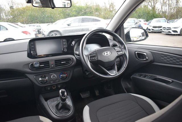 2023 HYUNDAI I10 - Photo 3
