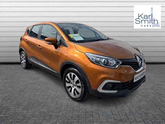 View our Renault Captur 1.5 dCi ENERGY Expression + SUV 5dr Diesel Manual Euro 6 (s/s) (90 ps)