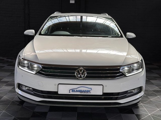2019 VOLKSWAGEN PASSAT - Photo 2