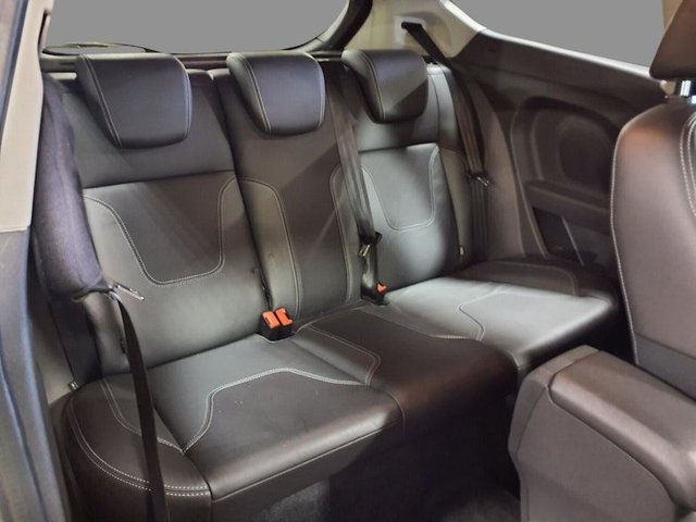 2017 FORD FIESTA - Photo 5