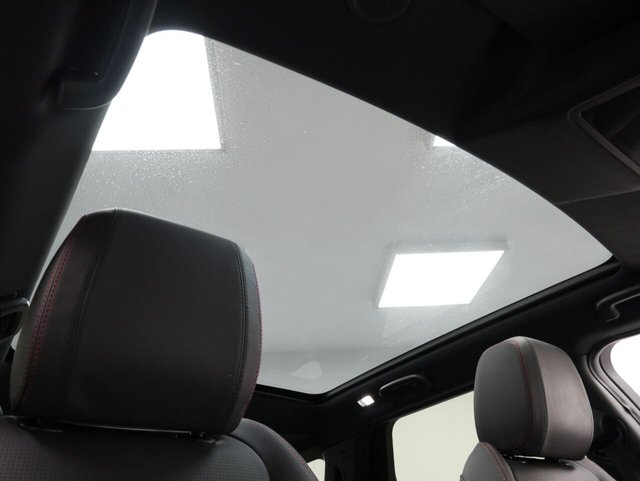 2023 Land Rover DISCOVERY SPORT - Photo 5