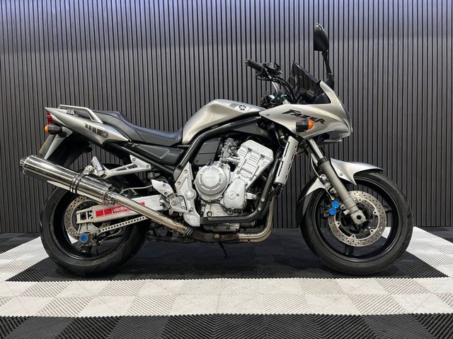 View our YAMAHA FZS1000