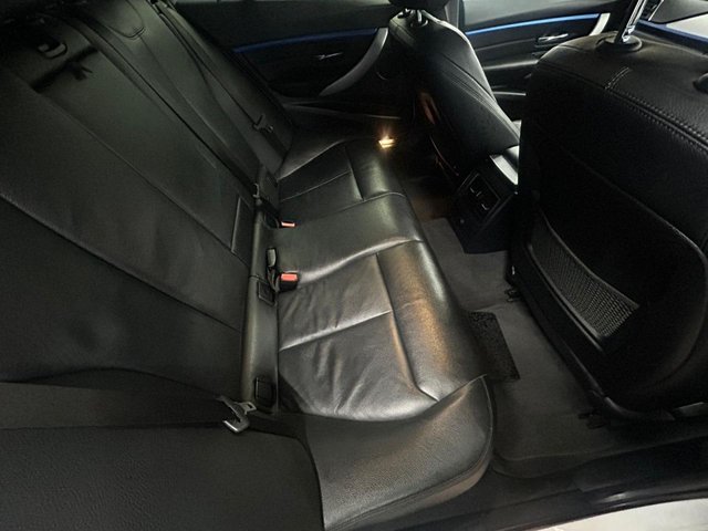 2017 BMW 3 SERIES - Photo 10