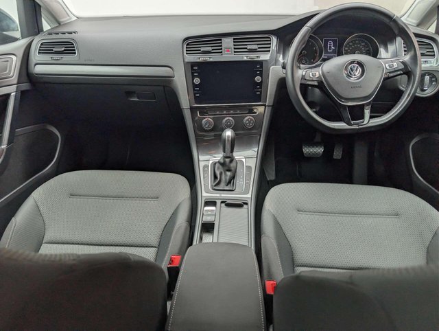 USED 2018 18 VOLKSWAGEN GOLF 1.4 Golf SE Nav TSi BlueMotion Technology Semi-Auto 5dr CLICK & COLLECT/ HOME DELIVERY