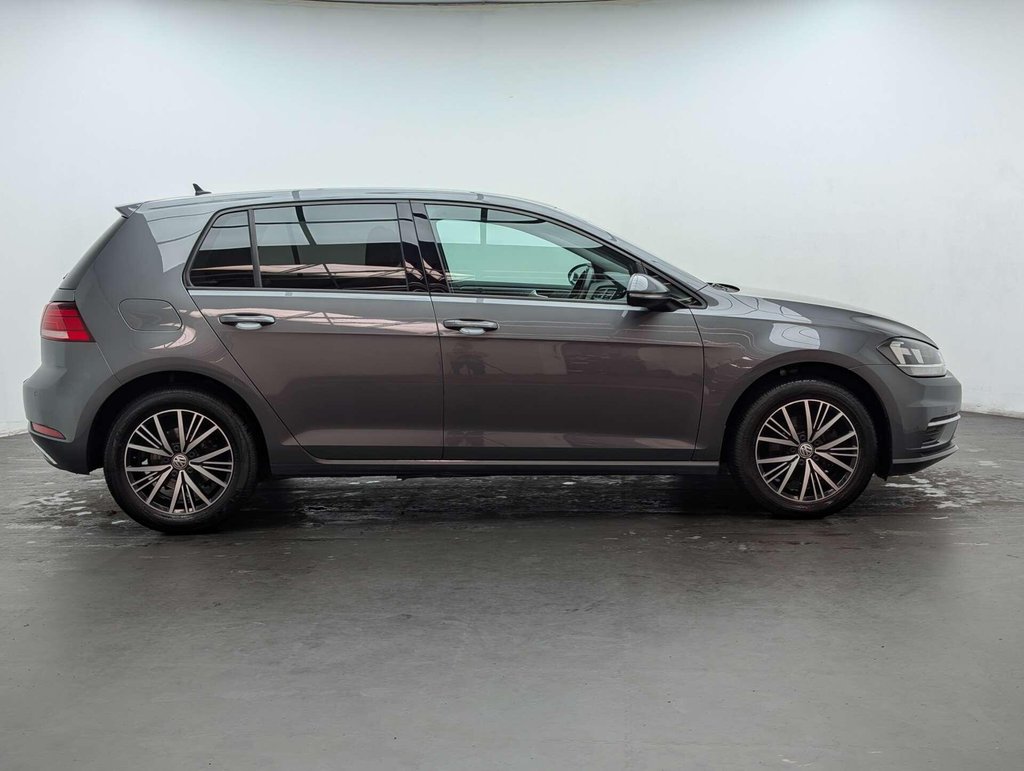 Used 2018 18 VOLKSWAGEN GOLF 1.4 Golf SE Nav TSi BlueMotion Technology Semi-Auto 5dr CLICK & COLLECT/ HOME DELIVERY