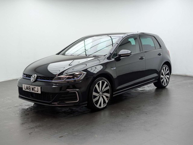 USED 2018 18 VOLKSWAGEN GOLF 1.4 Golf GTE Advance Semi-Auto 5dr CLICK & COLLECT/ HOME DELIVERY