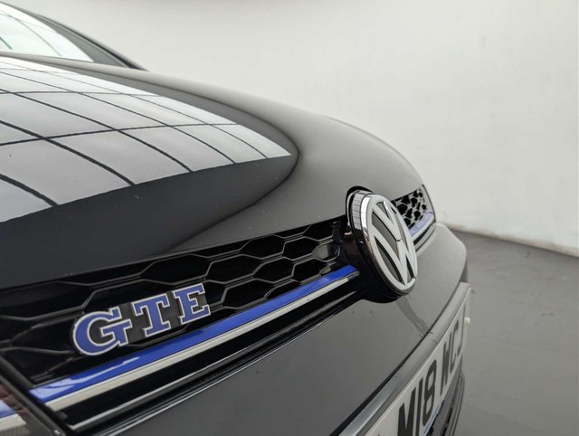 USED 2018 18 VOLKSWAGEN GOLF 1.4 Golf GTE Advance Semi-Auto 5dr CLICK & COLLECT/ HOME DELIVERY
