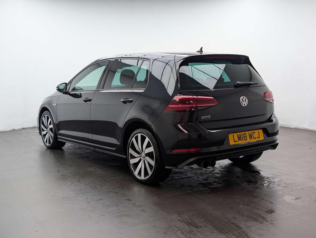 Used 2018 18 VOLKSWAGEN GOLF 1.4 Golf GTE Advance Semi-Auto 5dr CLICK & COLLECT/ HOME DELIVERY