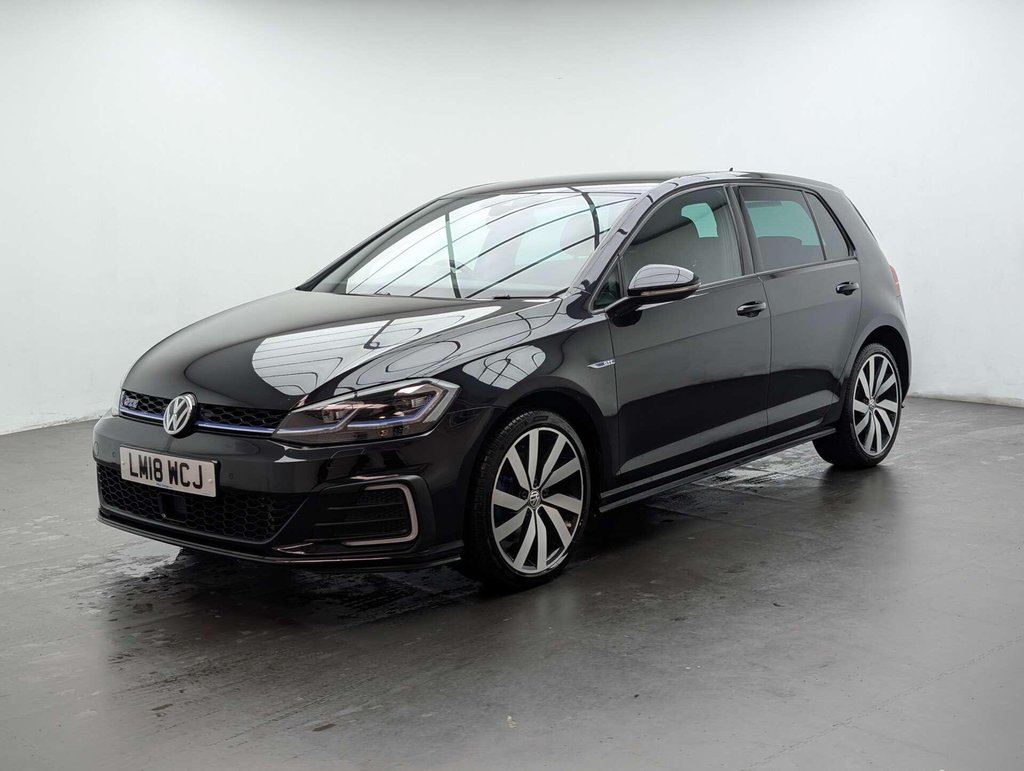 Used 2018 18 VOLKSWAGEN GOLF 1.4 Golf GTE Advance Semi-Auto 5dr CLICK & COLLECT/ HOME DELIVERY