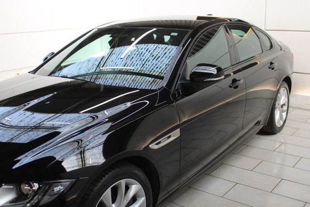 2018 JAGUAR XF - Photo 5