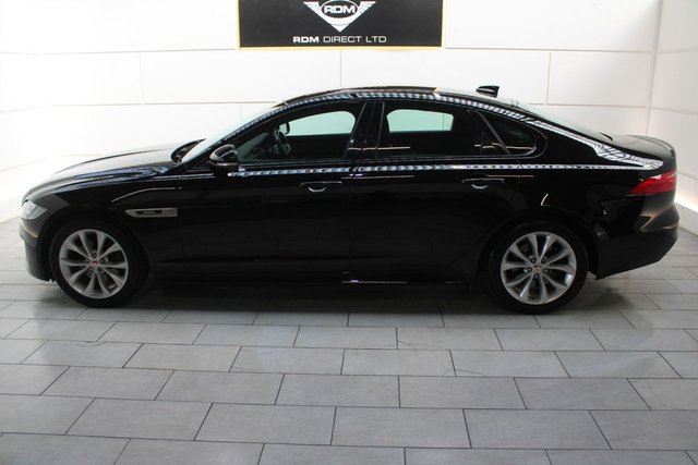 2018 JAGUAR XF - Photo 8