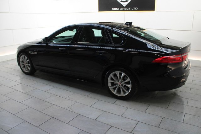 2018 JAGUAR XF - Photo 10