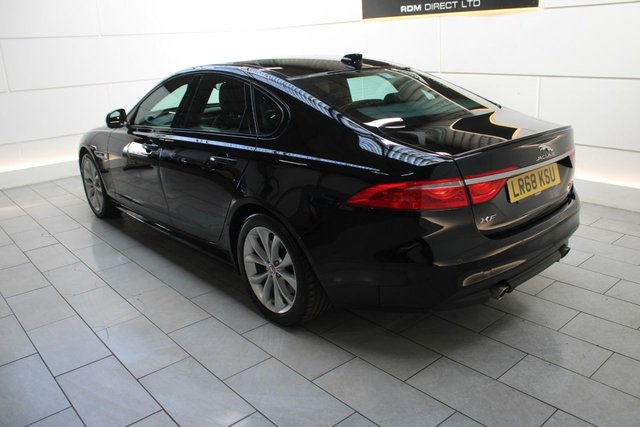 2018 JAGUAR XF - Photo 11