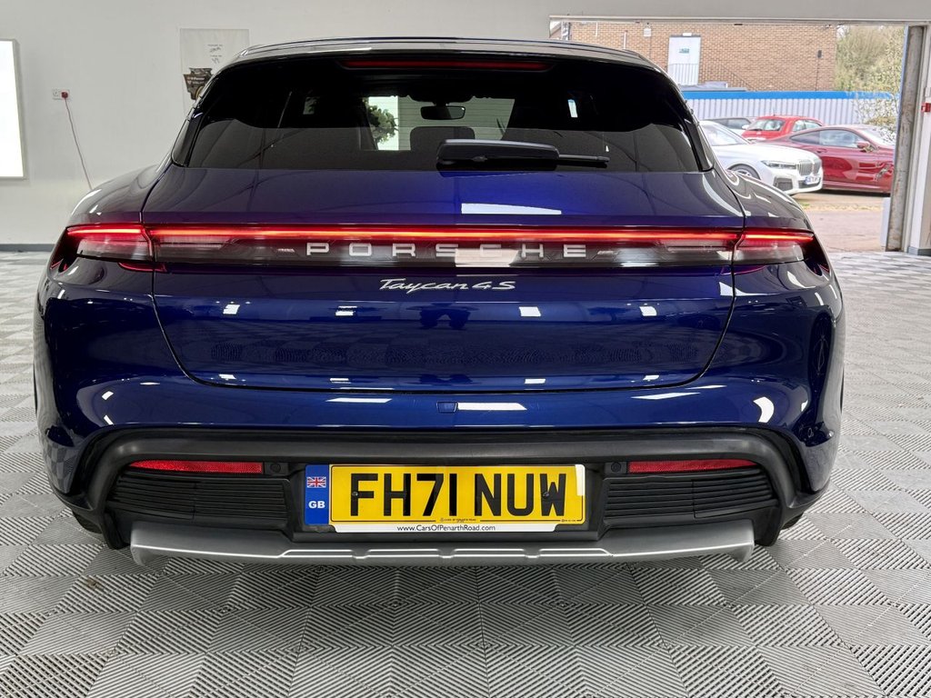 USED 2021 71 PORSCHE TAYCAN Performance Plus 93.4kWh 4S Cross Turismo 5dr Electric Auto 4WD (11kW Charger) (571 ps) 