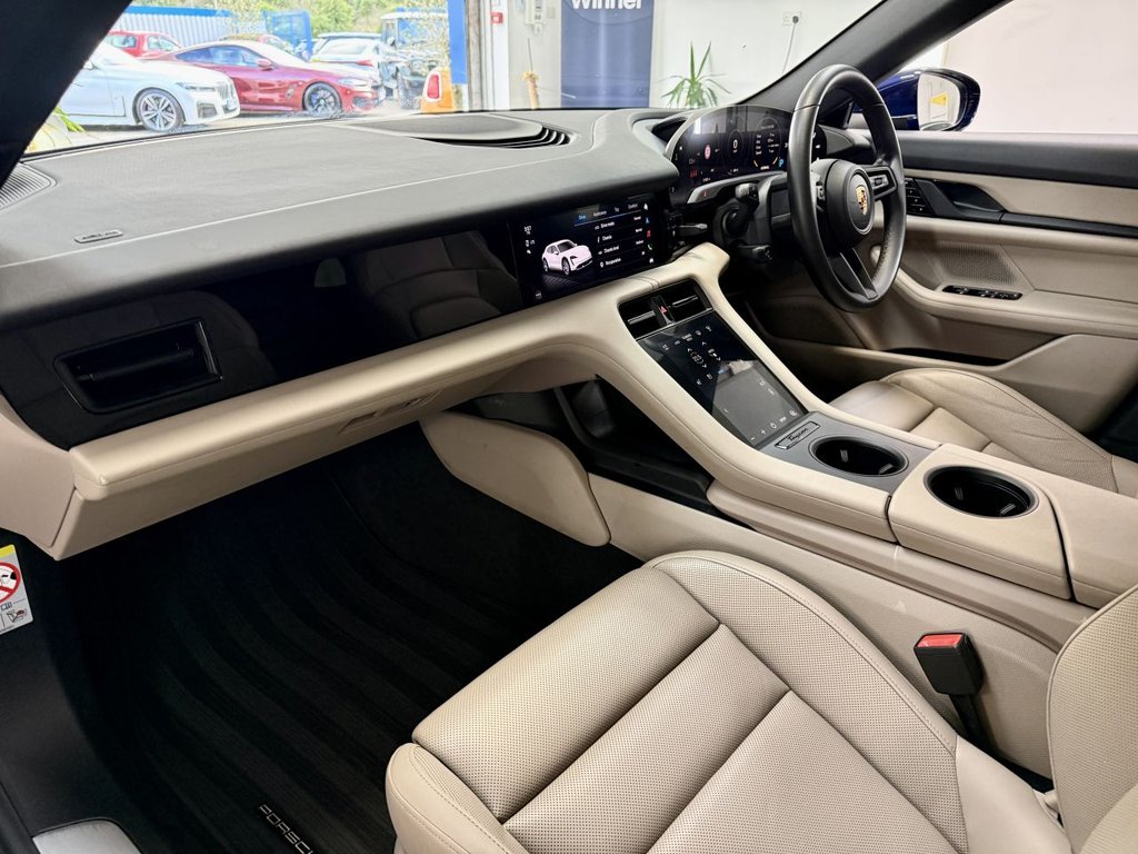 USED 2021 71 PORSCHE TAYCAN Performance Plus 93.4kWh 4S Cross Turismo 5dr Electric Auto 4WD (11kW Charger) (571 ps) 
