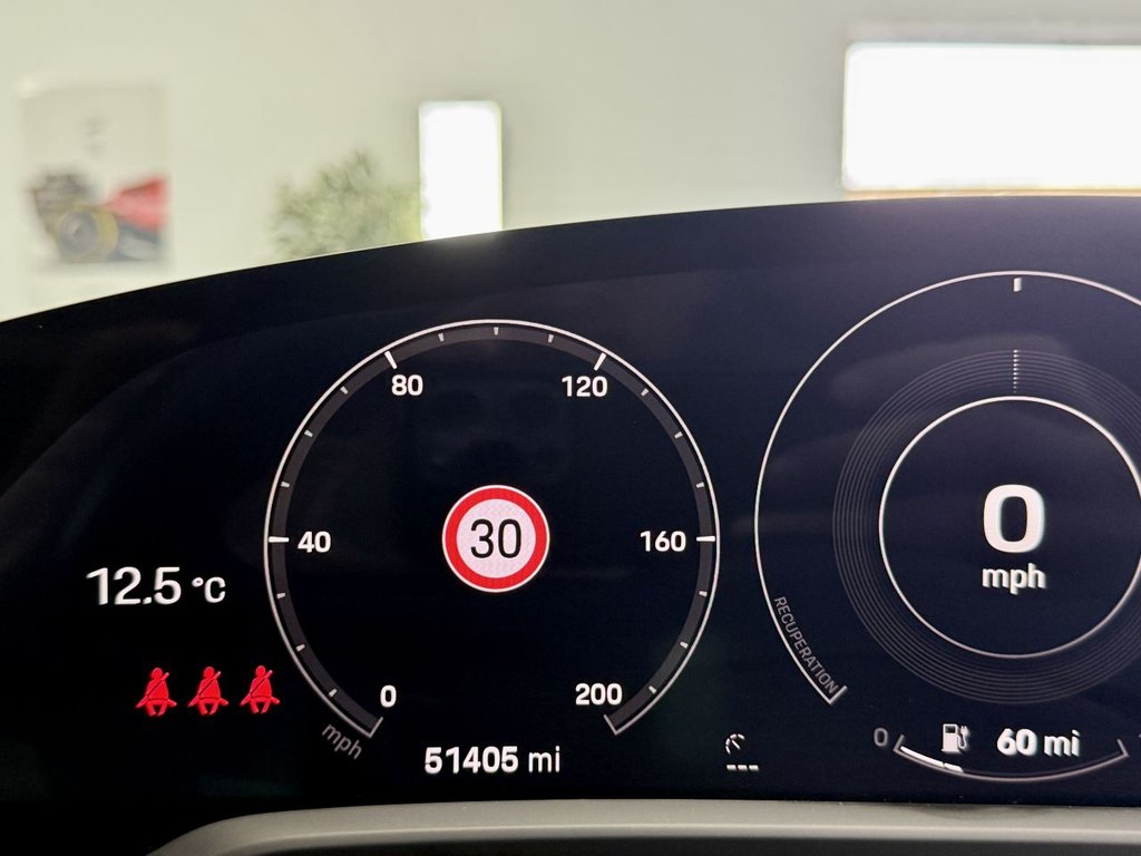 USED 2021 71 PORSCHE TAYCAN Performance Plus 93.4kWh 4S Cross Turismo 5dr Electric Auto 4WD (11kW Charger) (571 ps) 