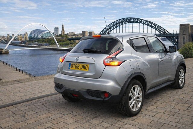 2017 NISSAN JUKE - Photo 2
