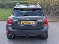 USED 2019 19 MINI COUNTRYMAN 1.5 7.6kWh Cooper SE Sport SUV 5dr Petrol Plug-in Hybrid Auto ALL4 Euro 6 (s/s) (224 ps) SAT NAV, CAMERA, SUNROOF, BIG SPEC