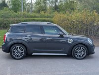 USED 2019 19 MINI COUNTRYMAN 1.5 7.6kWh Cooper SE Sport SUV 5dr Petrol Plug-in Hybrid Auto ALL4 Euro 6 (s/s) (224 ps) SAT NAV, CAMERA, SUNROOF, BIG SPEC