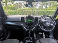 USED 2019 19 MINI COUNTRYMAN 1.5 7.6kWh Cooper SE Sport SUV 5dr Petrol Plug-in Hybrid Auto ALL4 Euro 6 (s/s) (224 ps) SAT NAV, CAMERA, SUNROOF, BIG SPEC
