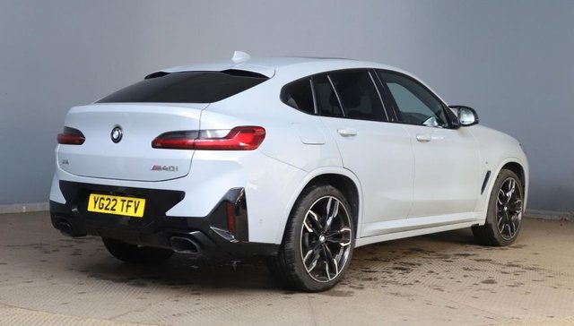 2022 BMW X4 - Photo 4