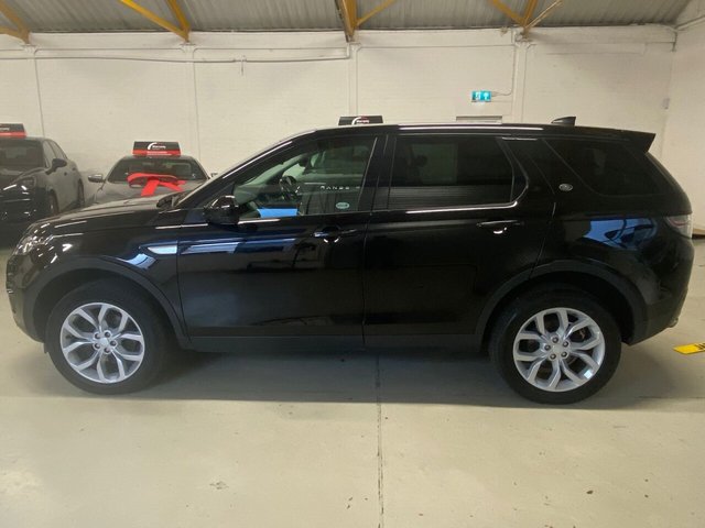 View our LAND ROVER DISCOVERY SPORT