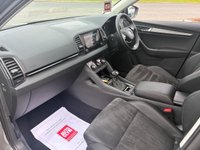USED 2023 23 SKODA KAROQ 2.0 TDI SE L SUV 5dr Diesel DSG Euro 6 (s/s) (116 ps) 1 OWNER FROM NEW* FULL SKODA SERVICE HISTORY* AUTOMATIC* PADDLE SHIFT* SAT NAV* PARKING SENSORS* REVERSING CAMERA* CRUISE CONTROL* ELECTRIC HANDBRAKE* AUTO START / STOP* TRACTION CONTROL* ECO / SPORT MODE