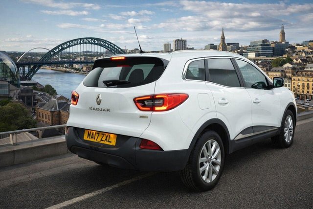 2017 RENAULT KADJAR - Photo 2