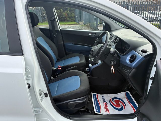 2015 HYUNDAI I10 - Photo 3