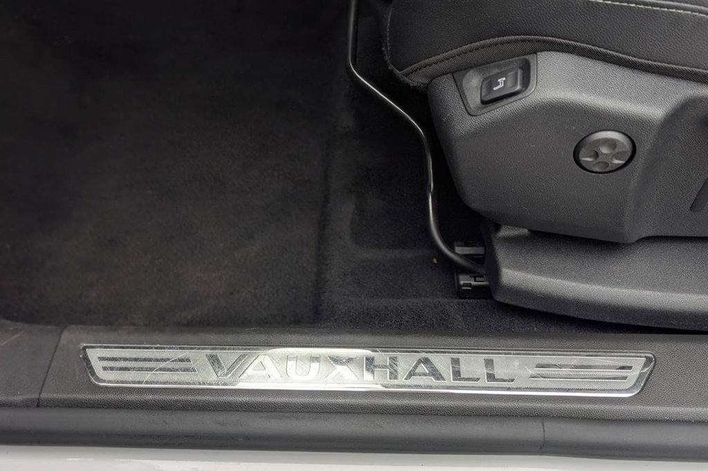 USED 2020 70 VAUXHALL GRANDLAND X 1.2 Turbo Griffin SUV 5dr Petrol Manual Euro 6 (s/s) (130 ps) Car Play, Sat Nav, Cruise
