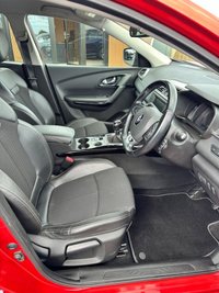 USED 2017 17 RENAULT KADJAR 1.5 dCi Dynamique S Nav SUV 5dr Diesel Manual Euro 6 (s/s) (110 ps) 