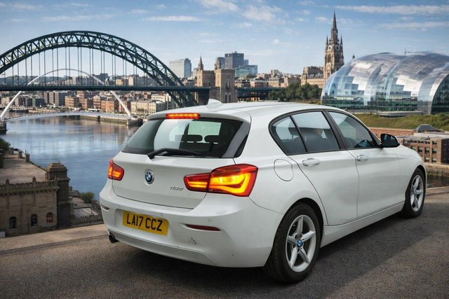 2017 BMW 1 SERIES - Photo 2