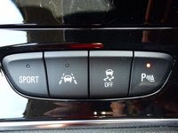 USED 2018 18 VAUXHALL ASTRA 1.4i Turbo SRi Hatchback 5dr Petrol Manual Euro 6 (150 ps) www.suffolkcarcentre.co.uk - Located at Reydon