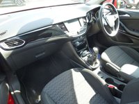 USED 2018 18 VAUXHALL ASTRA 1.4i Turbo SRi Hatchback 5dr Petrol Manual Euro 6 (150 ps) www.suffolkcarcentre.co.uk - Located at Reydon