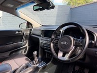 USED 2020 20 KIA SPORTAGE 1.6 GDi 2 GPF SUV 5dr Petrol Manual Euro 6 (s/s) (130 bhp) Apple Carplay & Android Auto, Satellite Navigation, Rear Camera, Rear Sensors, Heated Front & Rear Seats, Auto Wipers, Auto Headlights