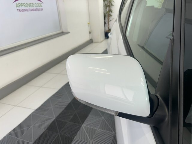 2019 KIA VENGA - Photo 11